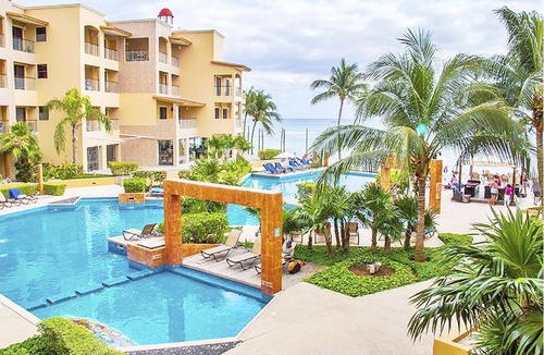 Centro Apartment | Nice Caribbean style apartment in beachfront condominium