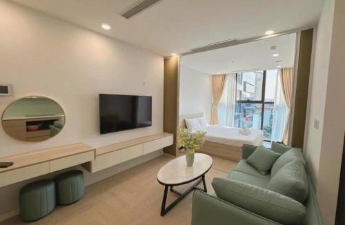 Dong Da Apartment | NinetyComplex-90 Láng Đống Đa 2 mins RoyalCity