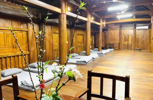 Nho Quan House | Ninh Binh Golden Camellia Park
