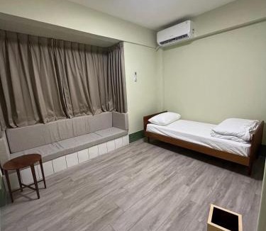 Yancheng District Hostel | Nobiggie lnn