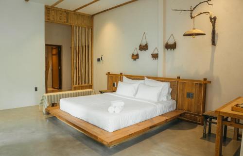 Thu Duc Resort | Nong Lam Ecolodge