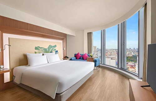 Phuong 6 Hotel | Novotel Saigon Centre