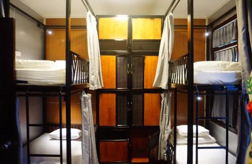 Hang Trong House | Nusmile's Hostel and Travel