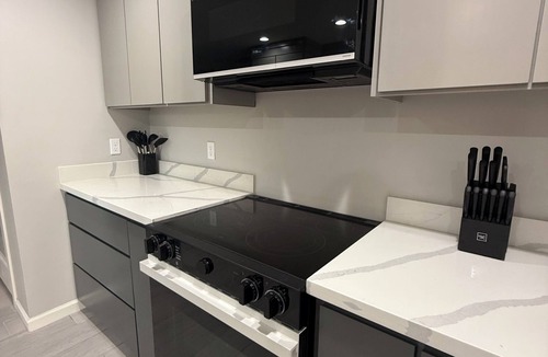 Weslaco House | NuSpace:Beautiful 3-BR 2 Bath - house with AC/Heat & Sunroom in fabulous Weslaco
