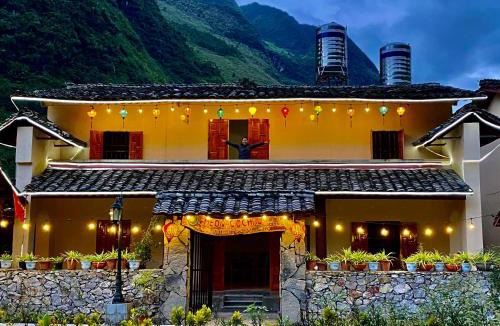 Meo Vac Cabin | O'Chau Meo Vac Homestay Ha Giang