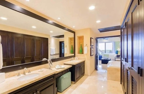 Romantic Zone Resort | Ocean front - 1 bedroom/2 bath - Garza Blanca Resort - Puerto Vallarta