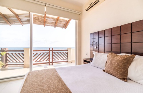 Puerto Escondido Resort | Ocean Front 4 Bedroom Penthouse with Resort Amenities Overlooking the Pacific!