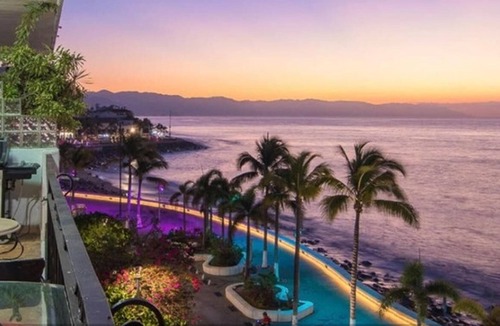 Downtown Puerto Vallarta Condo | Ocean Front Casa Luz - Incredible Views in the best location!