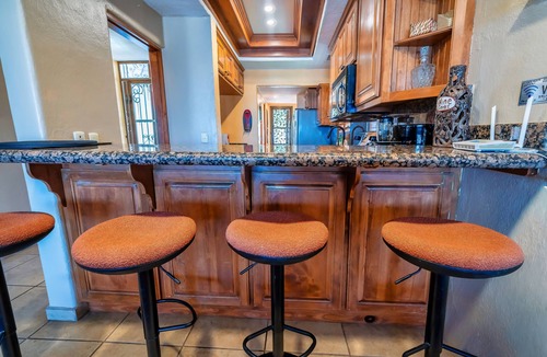 Bella Vista Villa | OCEAN FRONT VILLA! 3 KING Bedrooms, 3.5ba.! 1900sf! VIEWS! Sandy Beach! Slps 9