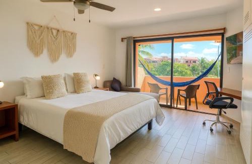 Puerto Aventuras Apartment | Ocean & Marina views,Affordable,Spoil yourself!
