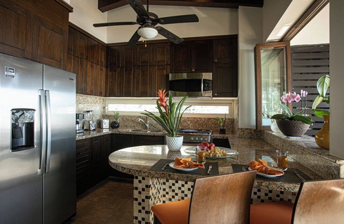 Amapas Condo | Ocean View Signature Pinnacle Penthouse on H G T V HOUSE HUNTERS INTERNATIONAL.