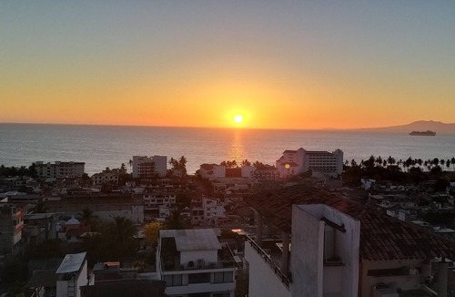 Lazaro Cardenas Apartment | Ocean view spectacular sunsets