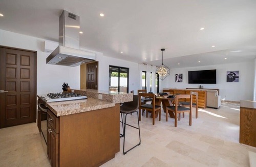 Paraiso Escondido House | Ocean view villa with pool in Quivira
