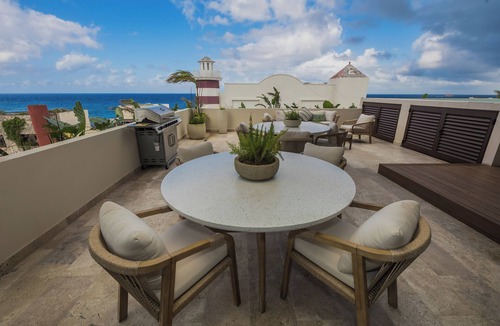 Colonia Centro Condo | Ocean Views from all Rooms - Private Hot Tub