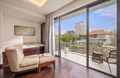 Ngu Hanh Son Villa | Ocean Villa Da Nang 4BR 5 Beds, Private Pool and Kitchen