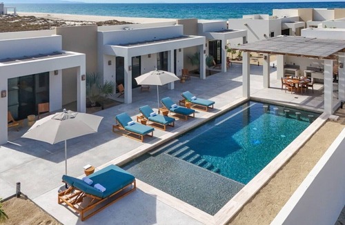 La Ribera House | Oceanfront Luxury in East Cape Private Beachfront