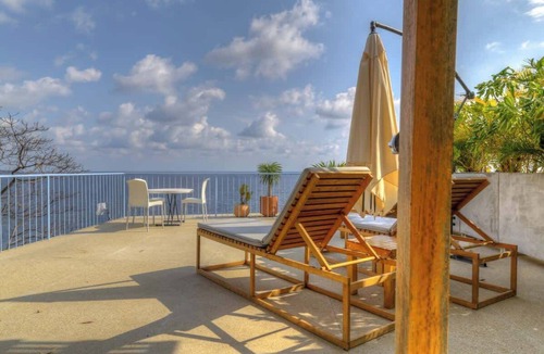 Hidalgo Condo | Oceanfront 3BR | Private Pool + 3 Shared Pools