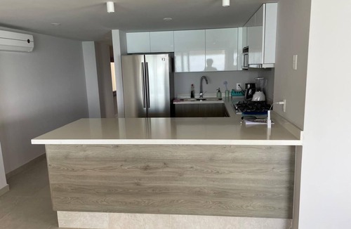Las Glorias Apartment | Oceanfront at Harbor 171 - 2 Bedrooms | Pool | Beach | Premium Amenities