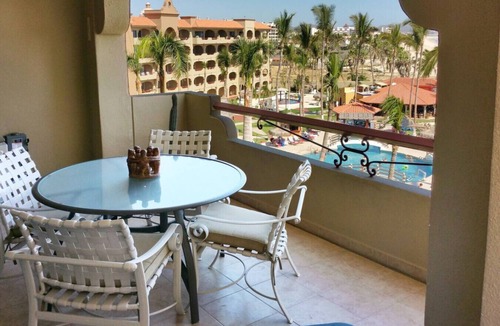 San Jose del Cabo Condo | Oceanfront Condo w/Stunning Sea Views