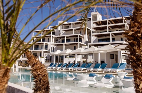 Cerritos Condo | Oceanfront Condo, Stunning Views, Luxury Amenities