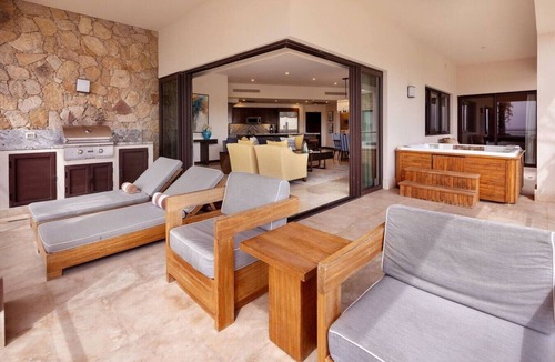 Los Cabos Condo | Oceanfront Diamante Condo | Transfers Included