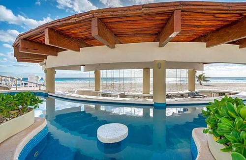 Zona Hotelera Resort | Oceanfront Dual-Suite Retreat - Luxury All-Inclusive Wyndham Grand Cancun