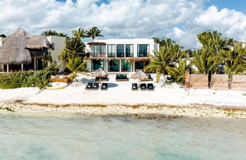 Soliman Bay Villa | Oceanfront Luxury Retreat in Tankah Bay