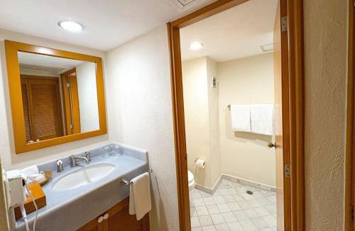 South Hotel Zone House | Oceanfront, views & amenities!