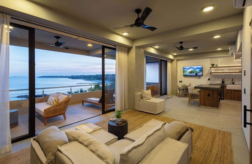 Emiliano Zapata Apartment | Oceanview Condo · Rooftop Infinity Pool · Walk to Beach & Dining in Punta Mita