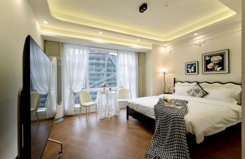 Yuzhong Apartment | Oil Painter's Home - Chongqing River View Homestay