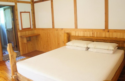 Shuili Bed & Breakfast | Old Five Guesthouse