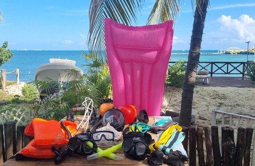 Puerto Juarez Apartment | ON BEACH SEASIDE SUNRISE HAVEN 2 SEA VIEW