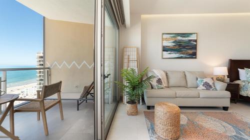Ferrocarrilera House | One 1403B: Beachfront Bliss Studio in Sandy Beach