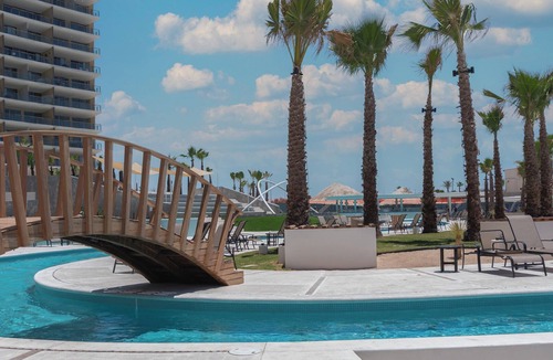 Bella Vista Condo | One 902 Hotel Room – Step Into Luxury: Brand New Beachfront Living by the Sea of Cortez