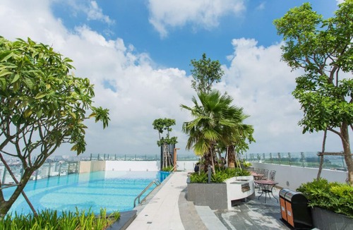 Tan Binh Apartment | Only 5 Minutes to Airport