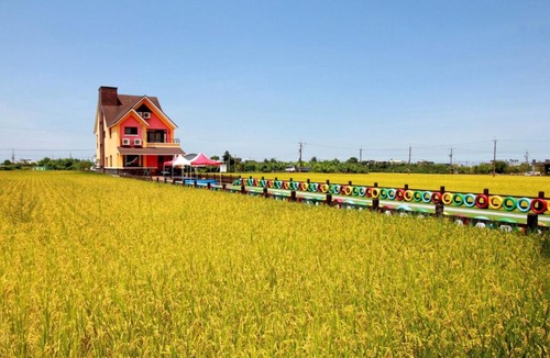 Dongshan House | Orange Castle