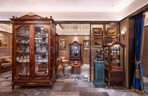 Zhifu Hotel | Orange Crystal Hotel Yantai Binhai Square