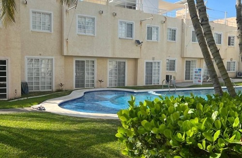Puente del Mar House | Otis did not damaged us. We offer Big discounts for first responders and media.