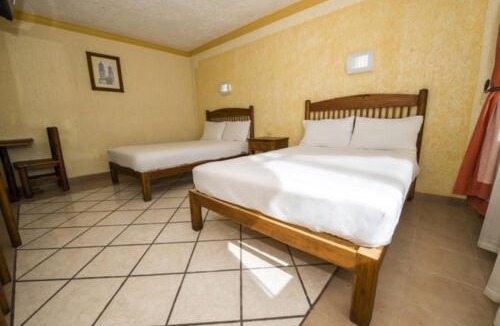 La Mancha Hotel | OYO Hotel La Glorieta, Huichapan