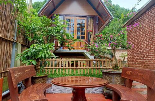 A Luoi Hotel | PACO HT Homestay A Lưới