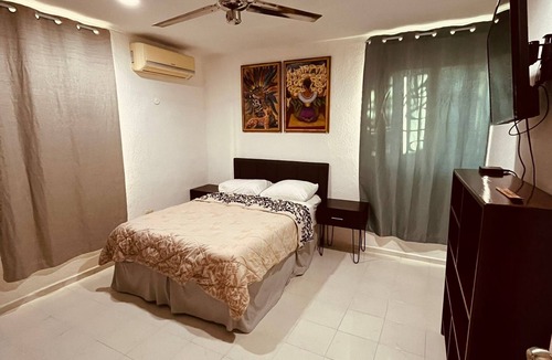 Merida House | Palmeritas house with one bedroom, terrace and pet friendly.