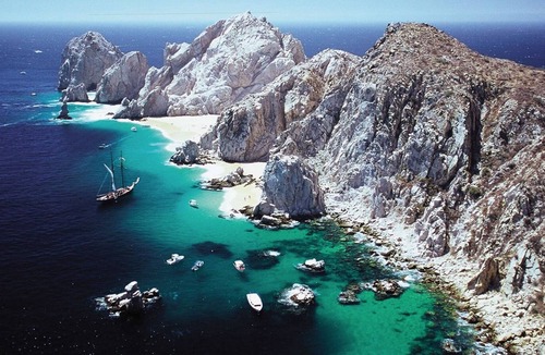 Cabo San Lucas Resort | Paradise in Cabo San Lucas