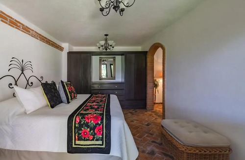 San Miguel de Allende House | Paradisiaca Casa Las Palmas con Alberca Climatizada 5 suites