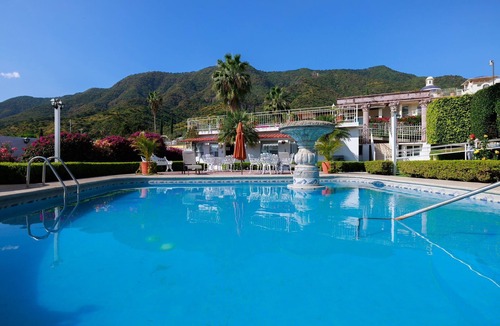 Raquet Club Apartment | PARAISO SOL APARTMENT