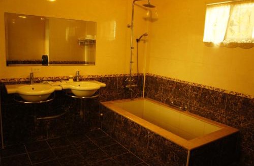 Mailiao Hotel | Paris Motel