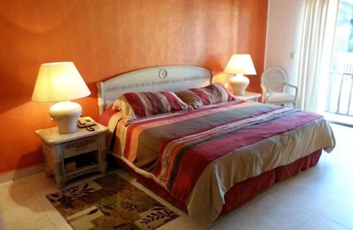 South Hotel Zone Hotel | Park Royal Los Tules Cozy 1BR Condo w Balcony for Vacation Spots