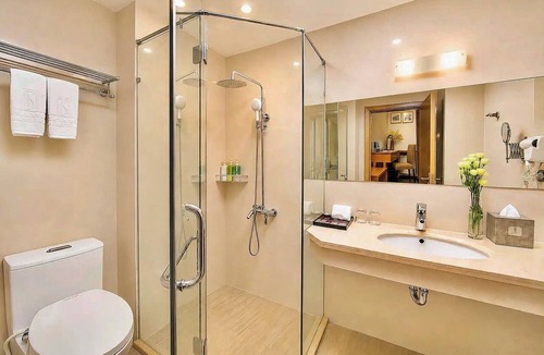 Hai Ba Trung Hotel | Parkside Sunline Hotel