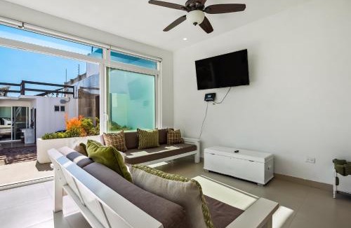 La Paloma House | Peaceful Dog-Friendly Villa with Outdoor Pool, Rooftop Patio, Beach Views, & AC