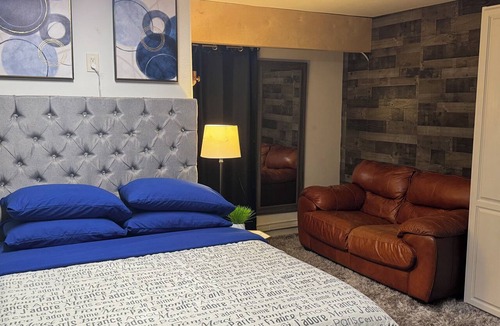 Brownsville Apartment | Peaceful & Private Studio #2