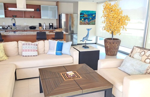 North Hotel Zone Condo | Peninsula Beach Condo with Bay Views